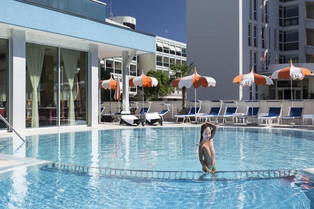 Hotel Parigi Bibione Luaran gambar