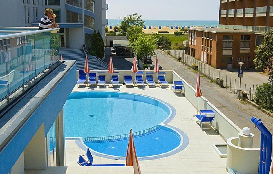Hotel Parigi Bibione Luaran gambar