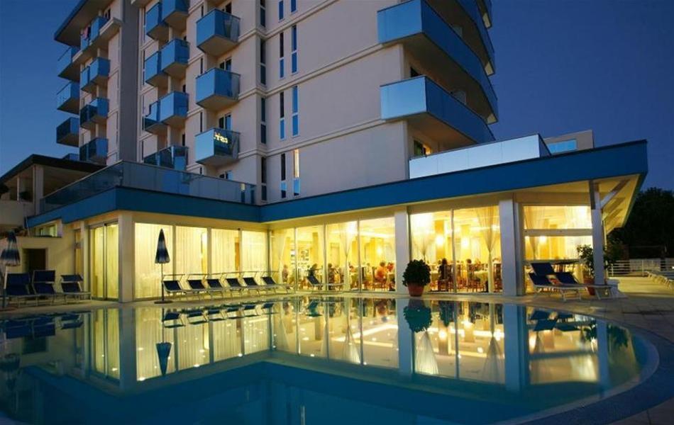 Hotel Parigi Bibione Luaran gambar