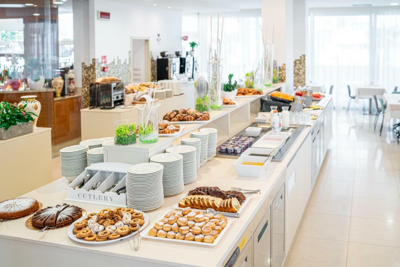 Hotel Parigi Bibione Luaran gambar