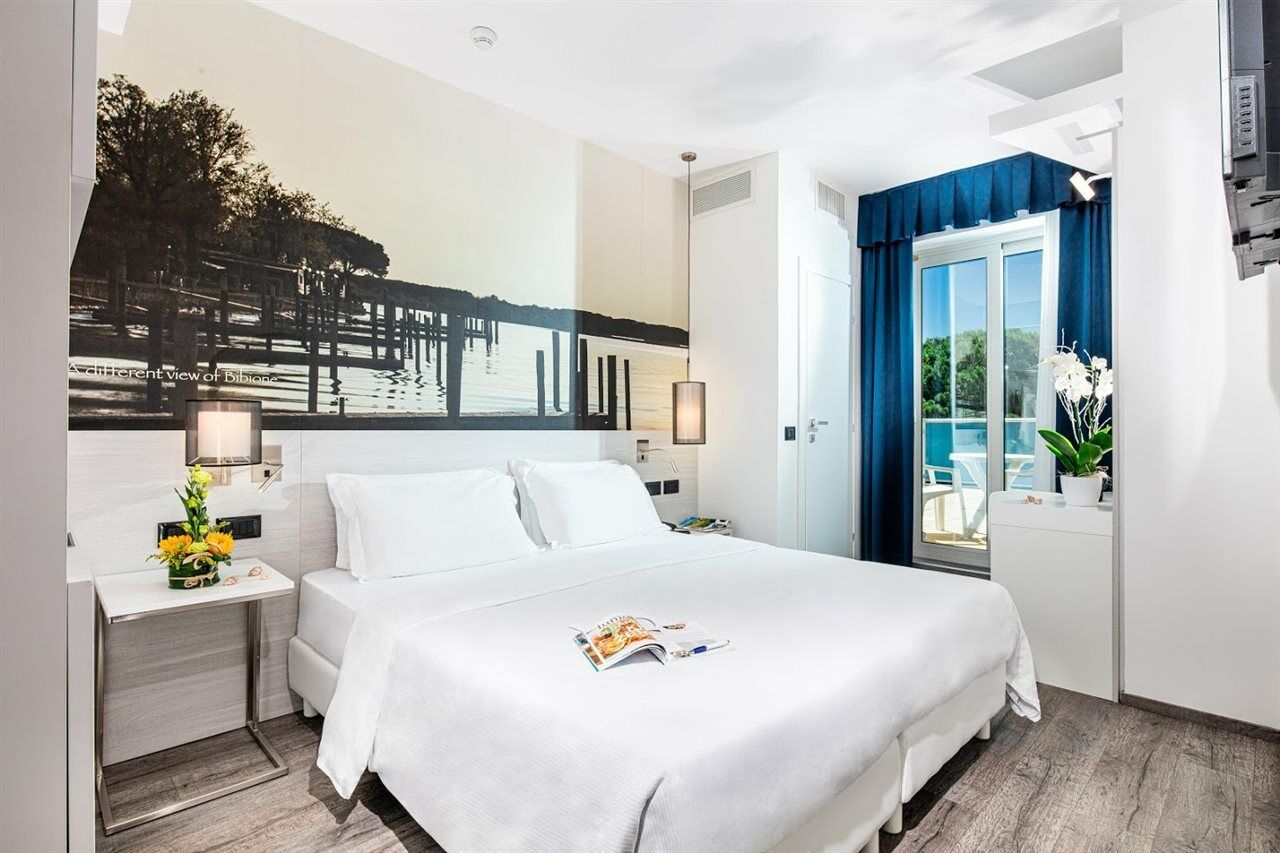 Hotel Parigi Bibione Luaran gambar